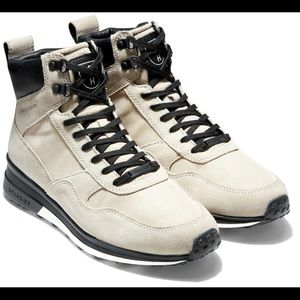 Cole Haan White Grand Pro Hiker Boot size 8.5